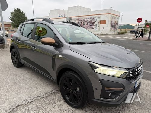 Dacia Sandero Stepway Essential ECO-G 2026, foto 1