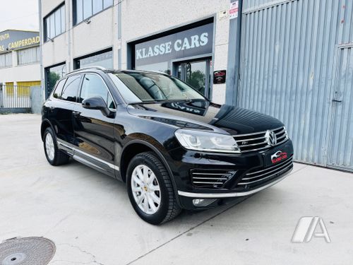 Volkswagen Touareg 3.0 TDI V6 BMT R-Line 2016, foto 1