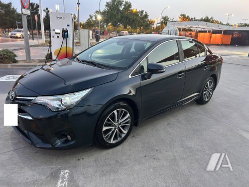 Toyota Avensis 150D Advance (2015-) 2017