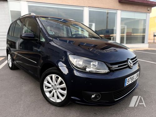 Volkswagen Touran 1.6 TDI Advance DSG 2011, foto 1