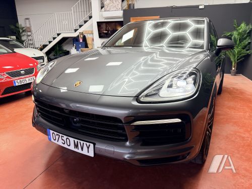 Porsche Cayenne Coupé E-Hybrid 3.0 2020, foto 1