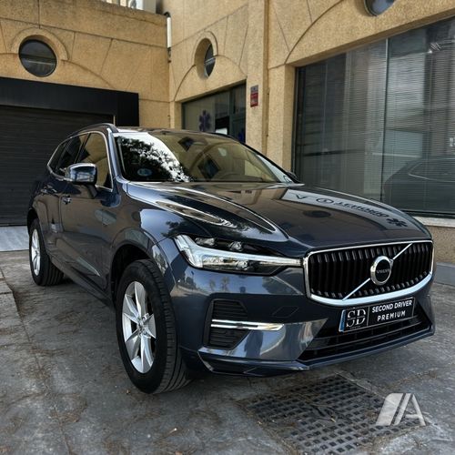 Volvo XC60 B4(D) FWD Momentum aut 2022