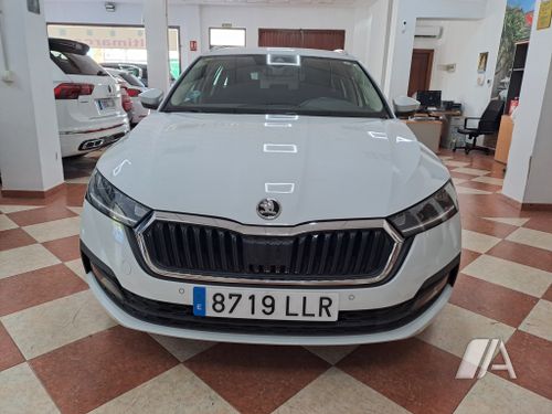 Škoda Octavia A8 2.0 TDI DSG AMBITION 2021, foto 1