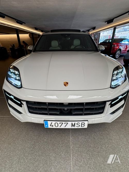 Porsche Cayenne 2024