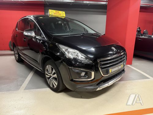 Peugeot 3008 1.2 Pure Tech S&S Style 2015, foto 1