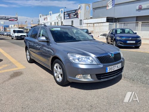 Škoda Octavia Combi 1.6 TDI CR Ambition 2012