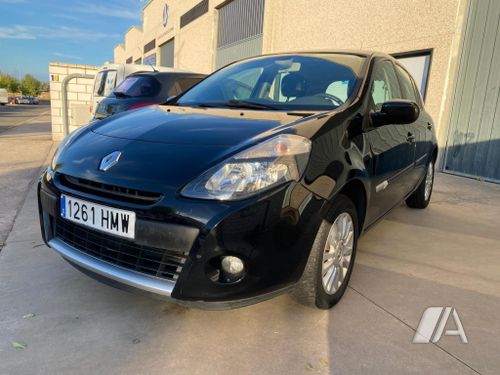 Renault Clio 2012, foto 1