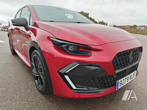 Renault Clio 2025, foto 1