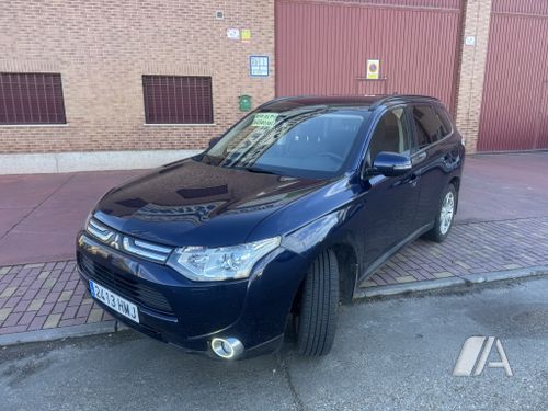 Mitsubishi Outlander 220 DI-D Kaiteki AT 4WD 2012
