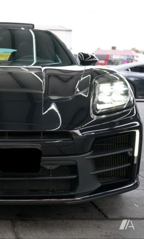 Porsche Panamera 2025, foto 1