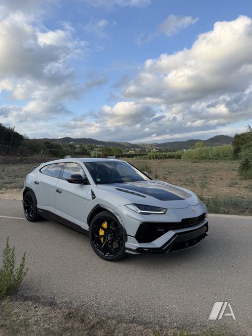 Lamborghini Urus 2024, foto 1