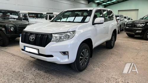 Toyota Land Cruiser 180D GX 3p (2017-) 2020, foto 1
