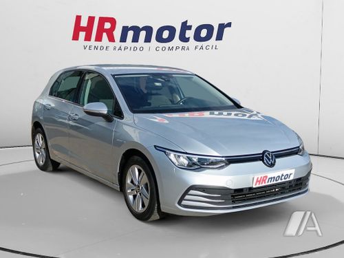 Volkswagen Golf 8 Life 1.0 TSI 2024