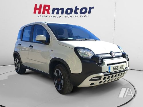 Fiat Panda Cross 1.0 Hybrid 2023, foto 1