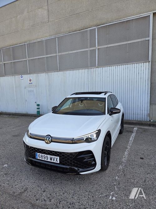 Volkswagen Tiguan 2024, foto 1
