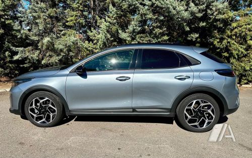 Kia cee'd f/l 5p 1.5 MHEV Tech DCT 2023, foto 1