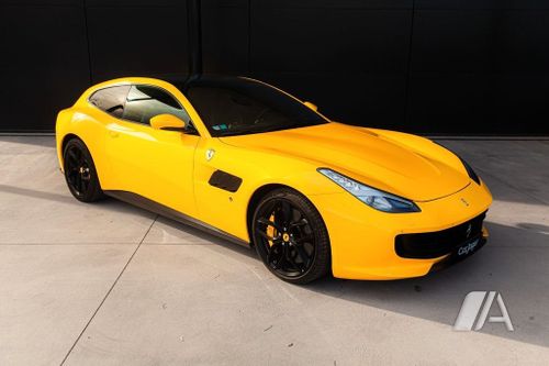 Ferrari GTC4Lusso 2018, foto 1