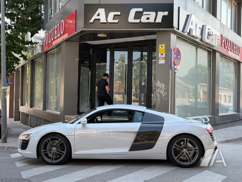 Audi R8 2012, foto 1