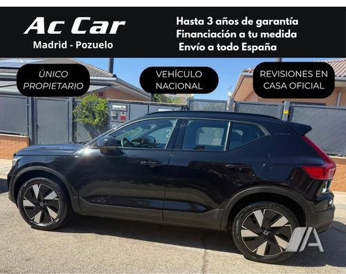 Volvo XC40 2023, foto 1