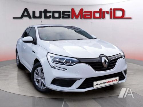 Renault Mégane 2018, foto 1