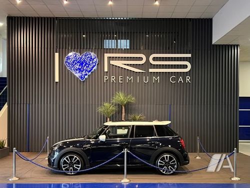 MINI Cooper 2022, foto 1
