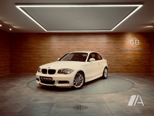 BMW Serie 1 120 d 3p 2009, foto 1