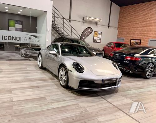 Porsche 911 2025