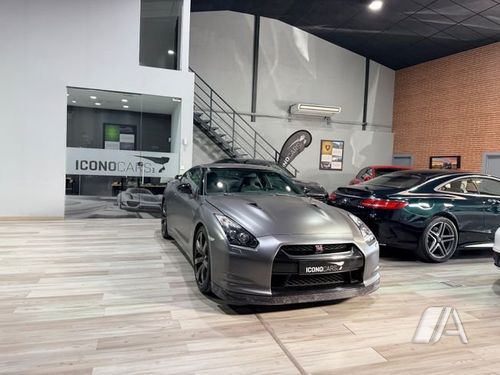 Nissan GT-R 2010, foto 1