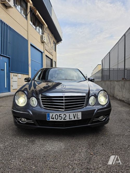 Mercedes-Benz Clase E E 280 4M Elegance 4p (W211) 2008, foto 1