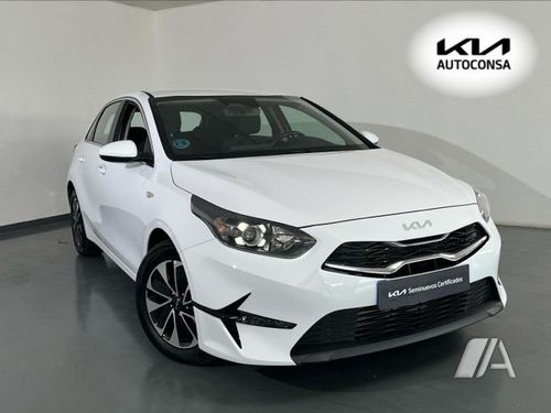 Kia cee'd f/l 5p 1.0 T-GDi Drive 2025, foto 1