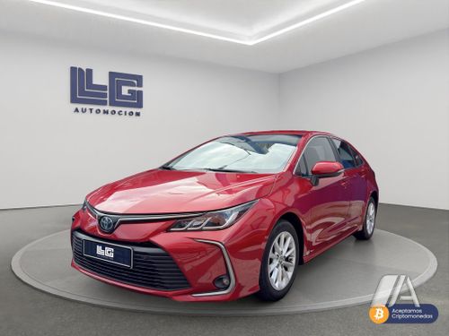 Toyota Auris 2022, foto 1