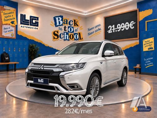 Mitsubishi Outlander PHEV Kaiteki 4WD 2020, foto 1