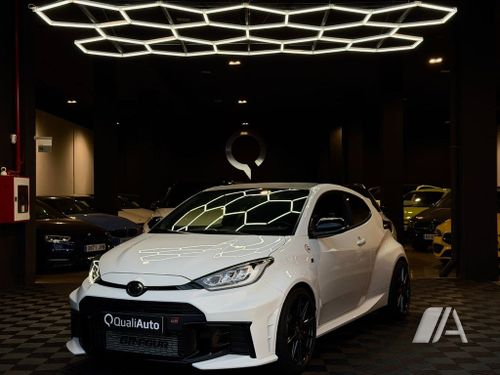 Toyota Yaris 2024, foto 1