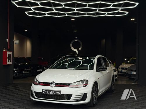Volkswagen Golf VII 2.0 TSI BMT GTI 3p 2017, foto 1
