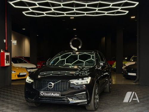 Volvo XC60 T8 AWD R-Design Auto 2020, foto 1