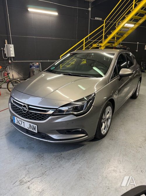Opel Astra SEDAN 1.6 CDTi ELEGANCE Aut. 2018, foto 1