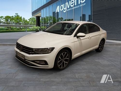 Volkswagen Passat Variant Executive 2.0 TDI 2021, foto 1