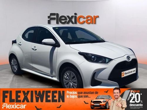 Toyota Yaris 1.5 Business Plus + Rueda 2025, foto 1