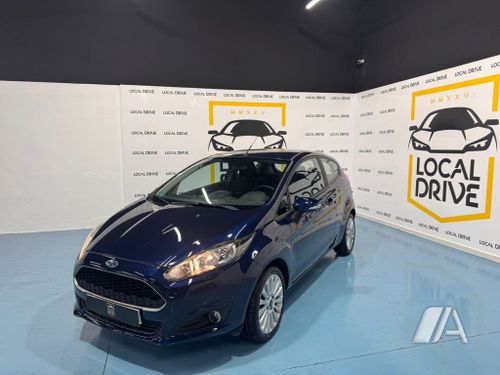 Ford Fiesta 1.5 TDCi Black & White 3p 2017, foto 1