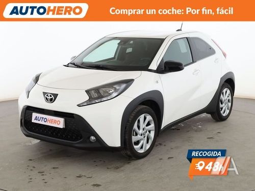 Toyota Aygo X Cross 1.0 Play CVT 2024, foto 1