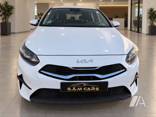 Kia cee'd f/l 5p 1.0 T-GDi Drive 2022, foto 1