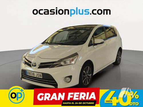 Toyota Corolla Verso 2016, foto 1