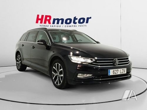 Volkswagen Passat Variant Executive 1.5 TSI DSG 2022, foto 1