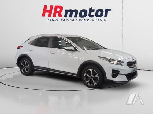 Kia XCeed 1.6 GDi PHEV eDrive 2021, foto 1