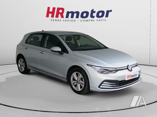 Volkswagen Golf 8 Life 1.0 TSI 2024