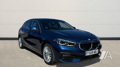 BMW Serie 1 5 puertas 118i (2021) 2022, foto 1