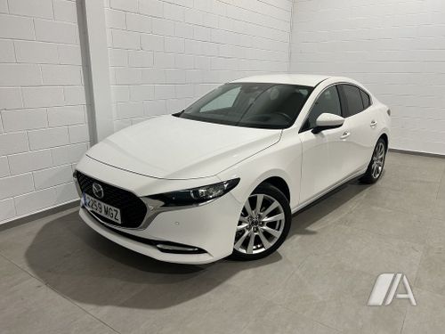 Mazda Mazda 3 Sedán (2022) e-SKYACTIV X 2.0 MT Evolution 2023