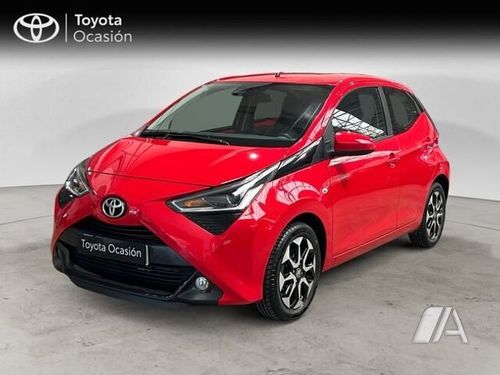 Toyota Aygo 1.0 70 x-play (2021) 2021
