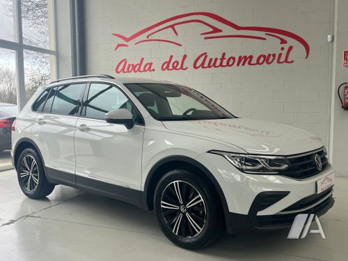 Volkswagen Tiguan Life 2.0 TDI (2021) 2022, foto 1