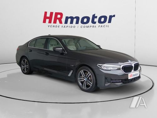 BMW Serie 5 2023, foto 1